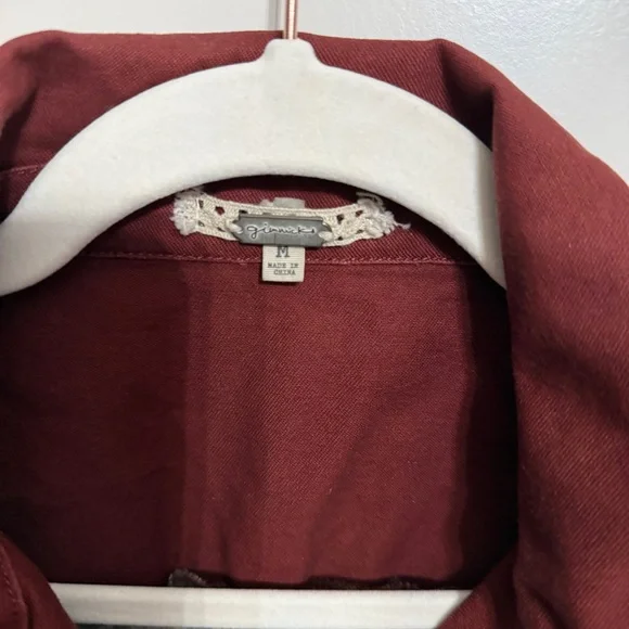 Vest Gimmicks by BKE bohemian Vest Paisley Back Size med NWOT - Picture 5 of 11